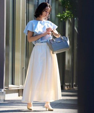 UNFILO 【洗える】リネンレーヨン　ラッフルカラーブラウス アイスブルー