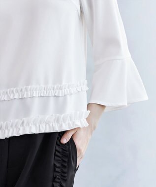 Tiaclasse L 【ブラウス×パンツ2点ット】フリルデザインセットアップ オフホワイト