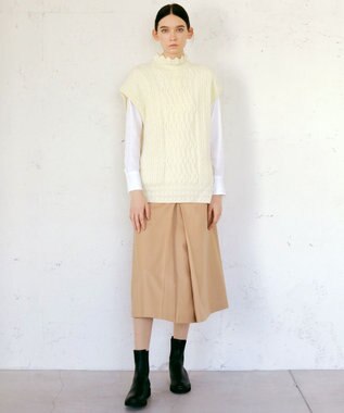 23区 【23区 lab.】アランパターン  ニットベスト アイボリー系