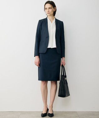 ICB ライトストレッチアムンゼン Vネックカットソー オフホワイト