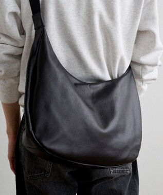 russet ソフトレザーラウンドビッグショルダーバッグ(CE-1325-WEB) Black2（シルバー金具）