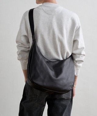 russet ソフトレザーラウンドビッグショルダーバッグ(CE-1325-WEB) Black2（シルバー金具）