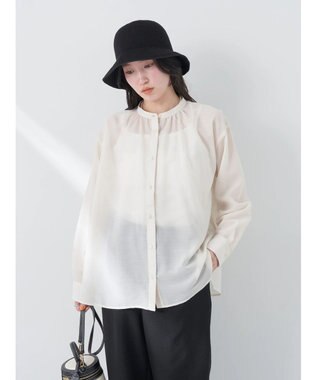 earth music&ecology シアーギャザーネックブラウス Ivory