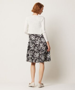 TOCCA AJISAI CREWNECK カーディガン オフ系