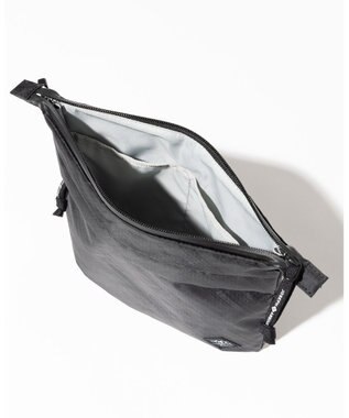 JOSEPH ABBOUD MOUNTAIN 【軽量/ECO撥水/サスティナブル素材/サコッシュが取り外せる】リサイクルリップストップ バックパック 33L ブラック系