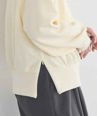 earth music&ecology 裾スリット裏毛プルオーバー Yellow