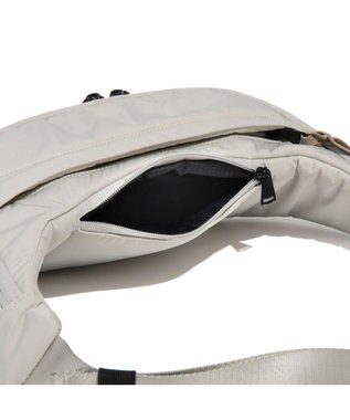 ACE BAGS & LUGGAGE UNTRACK CITY/DS ボディバッグ  300g ウエストバッグ 軽量 60397 アントラック ボーン