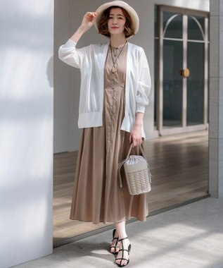 23区 【見上愛さん着用/Oggi・CanCam掲載】ポインテッド Tストラップ サンダル ブラック系