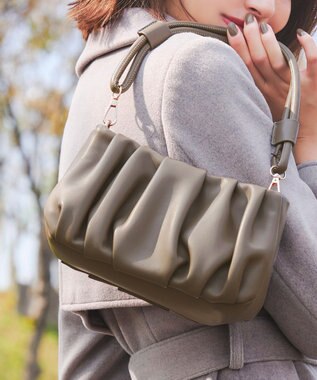 Tiaclasse 【安田美沙子さん着用・2WAY】ギャザーワンハンドルバッグ モカ