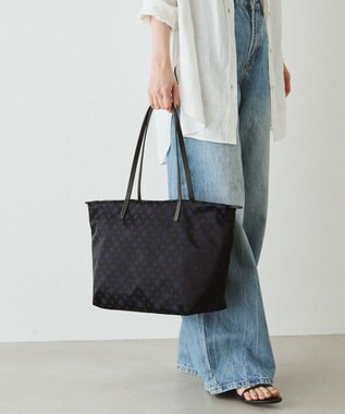 russet ＜380g/軽量＞ファスナー付きナイロントートバッグ(CE-1568) Black/Navy