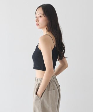 earth music&ecology カップ付ショート丈キャミソール Black