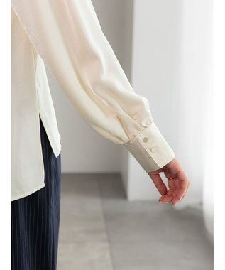 Te chichi ドレープネックブラウス《2025Autumn catalog vol.2 item》 オフホワイト