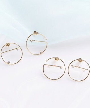 Phoebe エラボレイトビジューピアス ゴールド