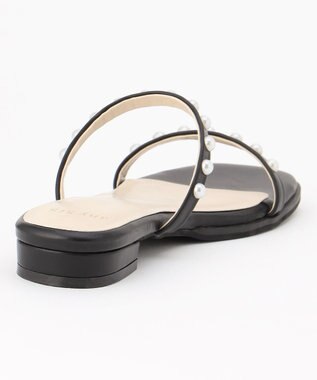 ANY SIS 【23.0~24.0cm】フェミニンフラット サンダル ブラック（フェイクパール）