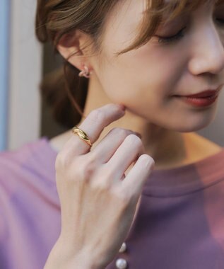 Tiaclasse ツイストモチーフリング ゴールド