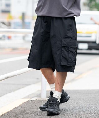 【撥水/速乾/ウエストゴム/ユニセックス着用ITEM/MLサイズ展開】ナイロンイージーバギーカーゴショーツ