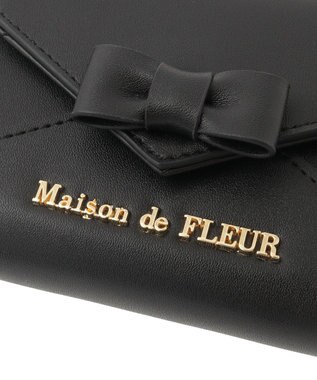 Maison de FLEUR レター型ウォレット Black
