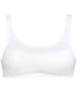 Wing ジュニア ノンワイヤーブラ Wing Teen きちんとささえる 綿混素材(身生地部・カップ肌側) 【STEP3 まるみをおびてきた胸に】ハーフトップ  RB6935 ウイング／ワコール アイボリー