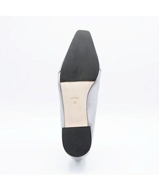 APOM 本革ソフトプリーツフラットパンプス20 シルバー