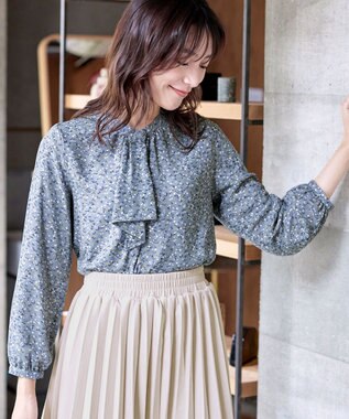 Tiaclasse 【洗える・スマート裏起毛】ジョーゼットフリルブラウス ブルー×オフホワイト