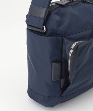 Y'SACCS 【Y'SACCS Gene Line】ヴァール ショルダーバッグ ネイビー