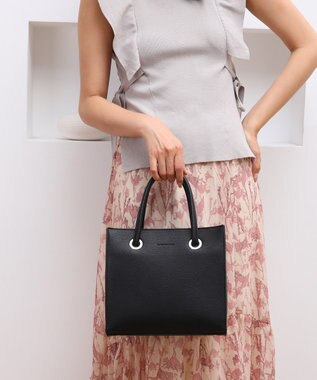 style code  【MERCURYDUO/マーキュリーデュオ】メタルアイレット　両アオリポケット　スクエアハンドバッグ