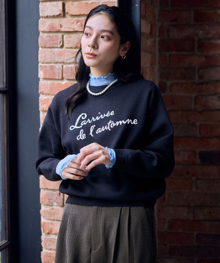 刺繍ロゴニット