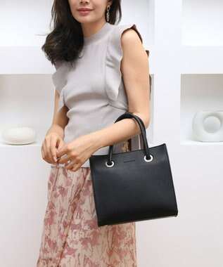 style code  【MERCURYDUO/マーキュリーデュオ】メタルアイレット　両アオリポケット　スクエアハンドバッグ ブラック
