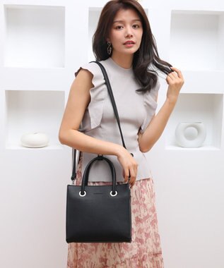 style code  【MERCURYDUO/マーキュリーデュオ】メタルアイレット　両アオリポケット　スクエアハンドバッグ ブラック