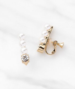 【八木アリサさん着用】TRILL PEARL EARRINGS イヤリング