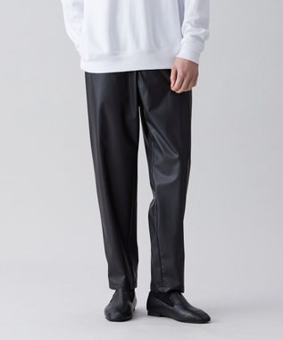 UNFILO MENS 【ストレッチ】レザーライク イージー テーパードパンツ [23年春夏商品] ブラック