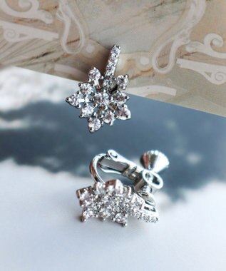 Tiaclasse 【安田美沙子さん着用・金属アレルギー対応】スノーフレークピアス／イヤリング シルバーイヤリング