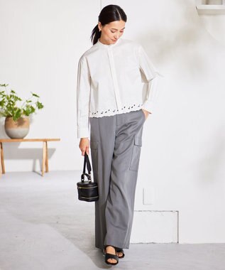 自由区 【洗える】裾刺繍エンブロイダリー ブラウス オフ