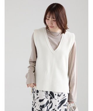 Te chichi Vネックニットベスト オフホワイト