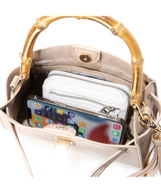 UNBILLION カシュカシュ cachecache / バンブーヒネリミニハンドバッグ アイボリー