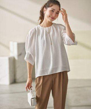 組曲 L 【WEB限定】ボーダージャガード タック袖ブラウス アイボリー系