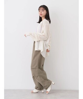 earth music&ecology ボリュームタック袖ブラウス Off White
