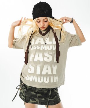 WEGO 【ユニセックス着用ITEM/MLサイズ展開】クロップドグラフィックT（SS） ベージュ