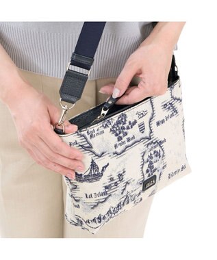 IBIZA ディーア　ショルダーバッグ（S） 紺