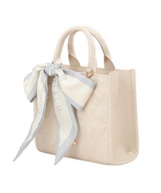 Maison de FLEUR スカーフ付きリボンキルティング2Wayスクエアトート Ivory