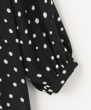 自由区 【セットアップ可】ドットプリント スキッパーブラウス ブラック系5