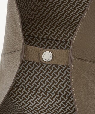 IACUCCI オペラ S CERVO/STAMPA INTERNA トープ