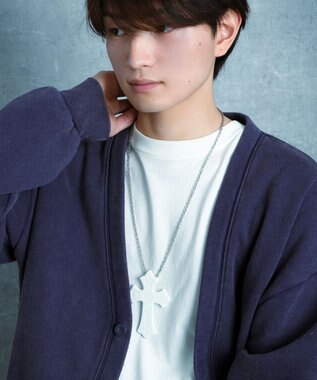 WEGO 【ユニセックス着用ITEM】MPUエンボスロゴクロスネックレス ホワイト