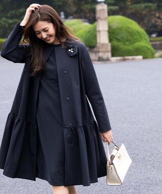 組曲 スクエアショルダー バッグ アイボリー系