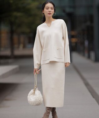 組曲 【加藤ローサさん着用】スムースストレッチニットアップ アイボリー系