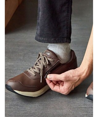 ASICS WALKING ゲルファンウォーカー M041 4E相当 ブラウン系