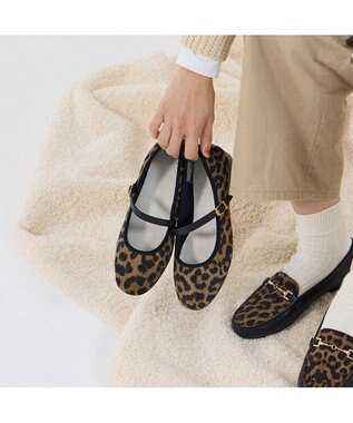 ing アシンメトリーメリージェーンパンプス ブラウンミックス