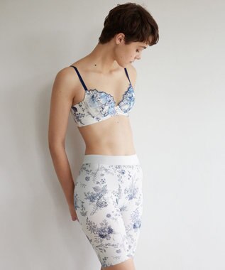 WACOAL ブラジャー 着やせシルエット 脇から背中のラインすっきり Gカップまで対応 大きいサイズ レディース BXC405 /ワコール アイボリー