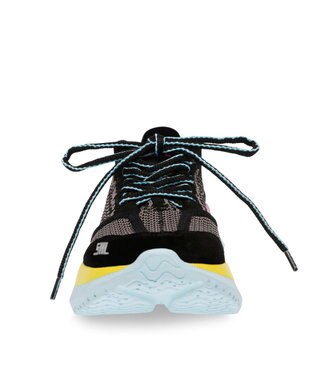 STEVE MADDEN ELEVATE 3 パフォーマンススニーカー ブラックマルチ