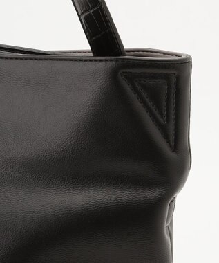 自由区 型押しクロコハンドルトート バック ブラック系